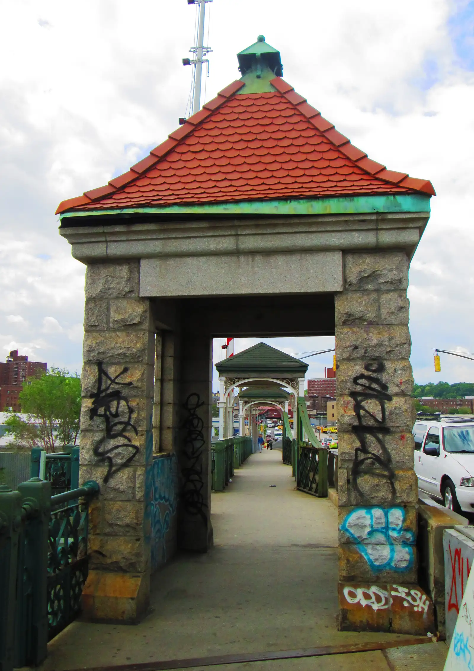 Finding Landmarks Without Overloading Your Route