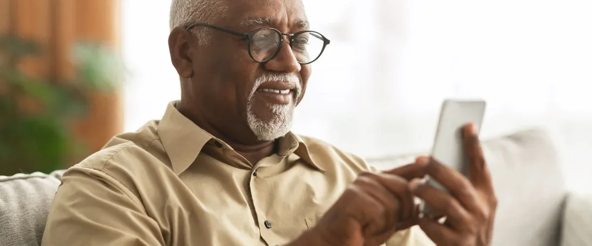 Smartphones and tablets for Greater Independence in Everyday Life